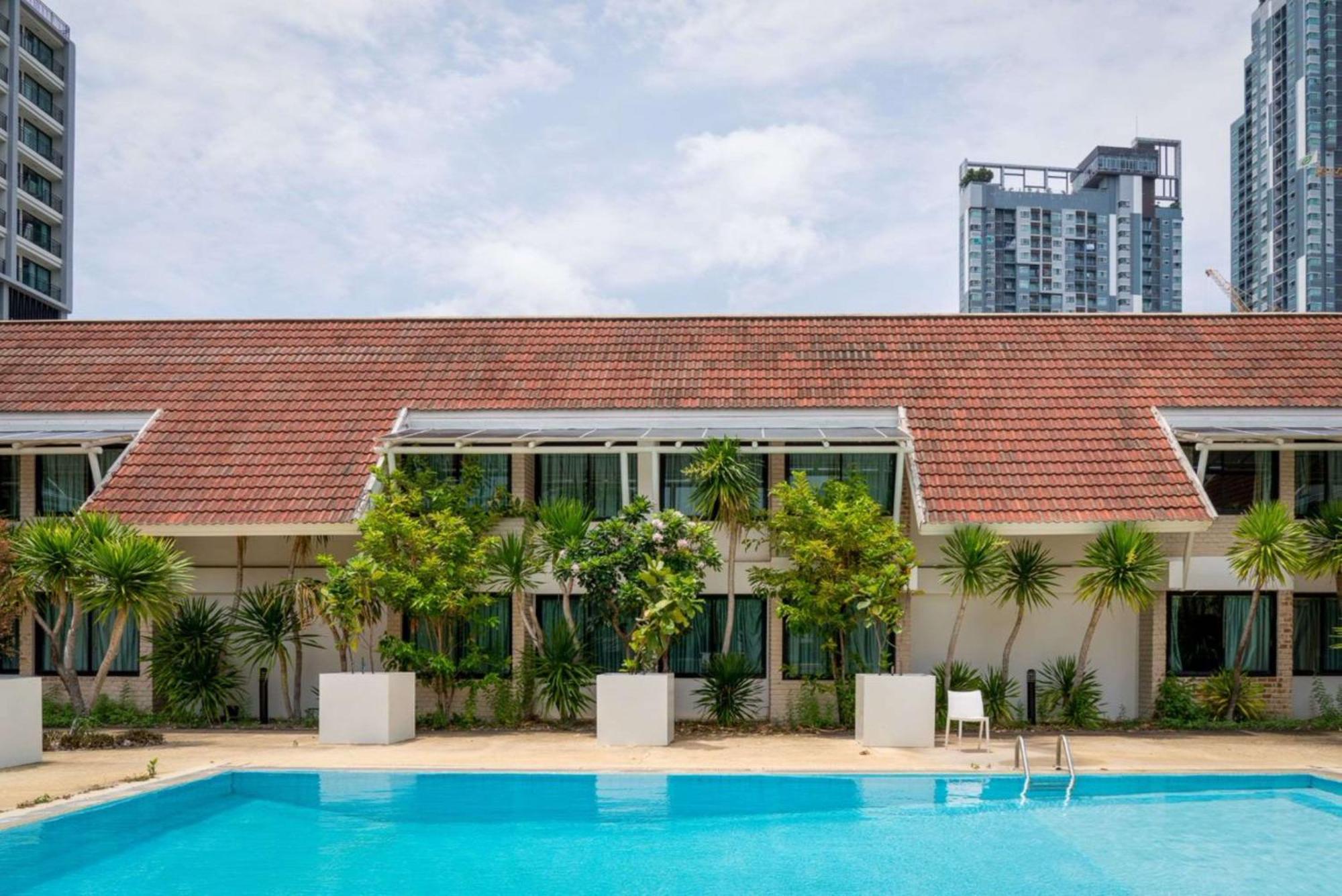 Hotel Tropicana - SHA Extra Plus Pattaya Exterior foto