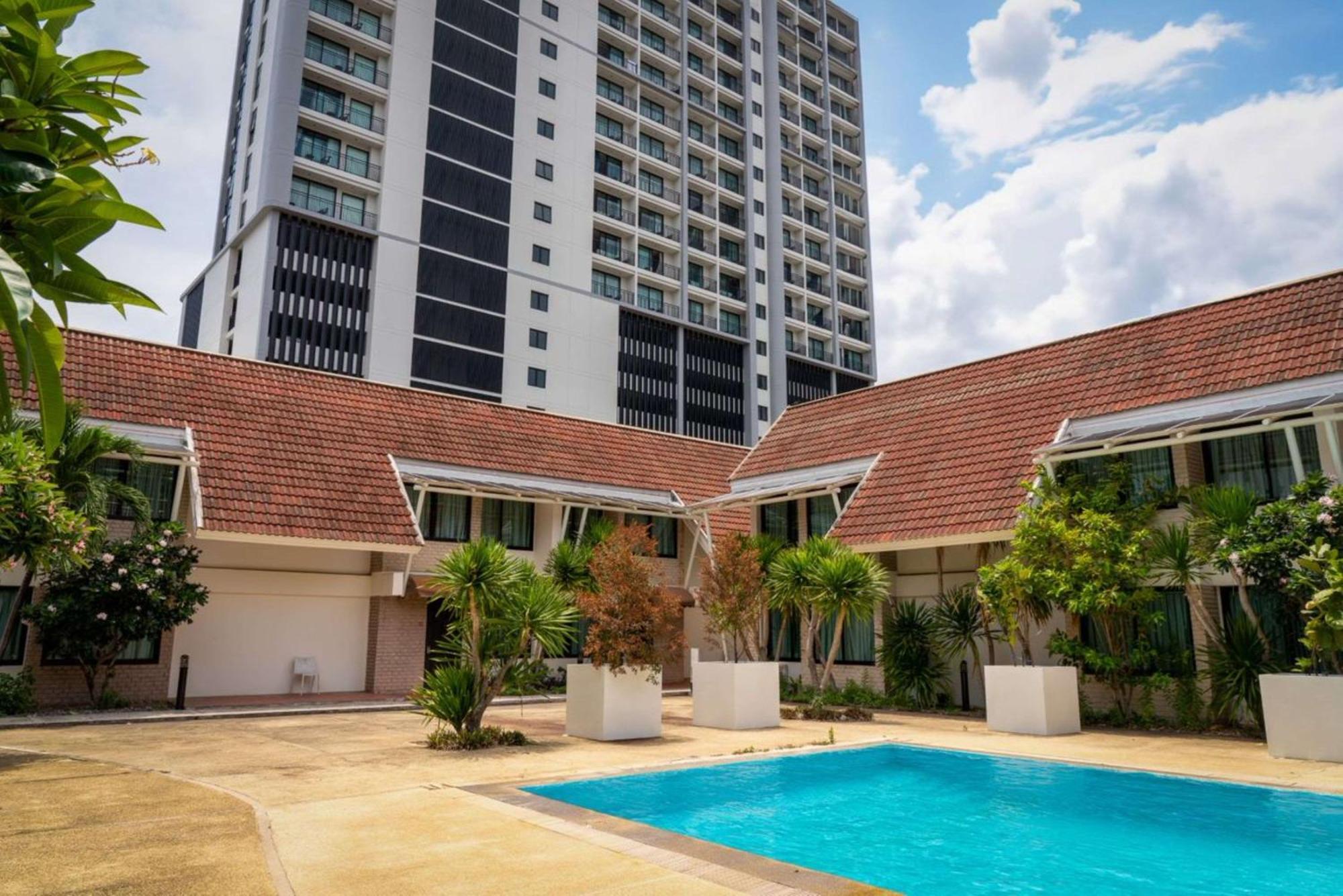 Hotel Tropicana - SHA Extra Plus Pattaya Exterior foto