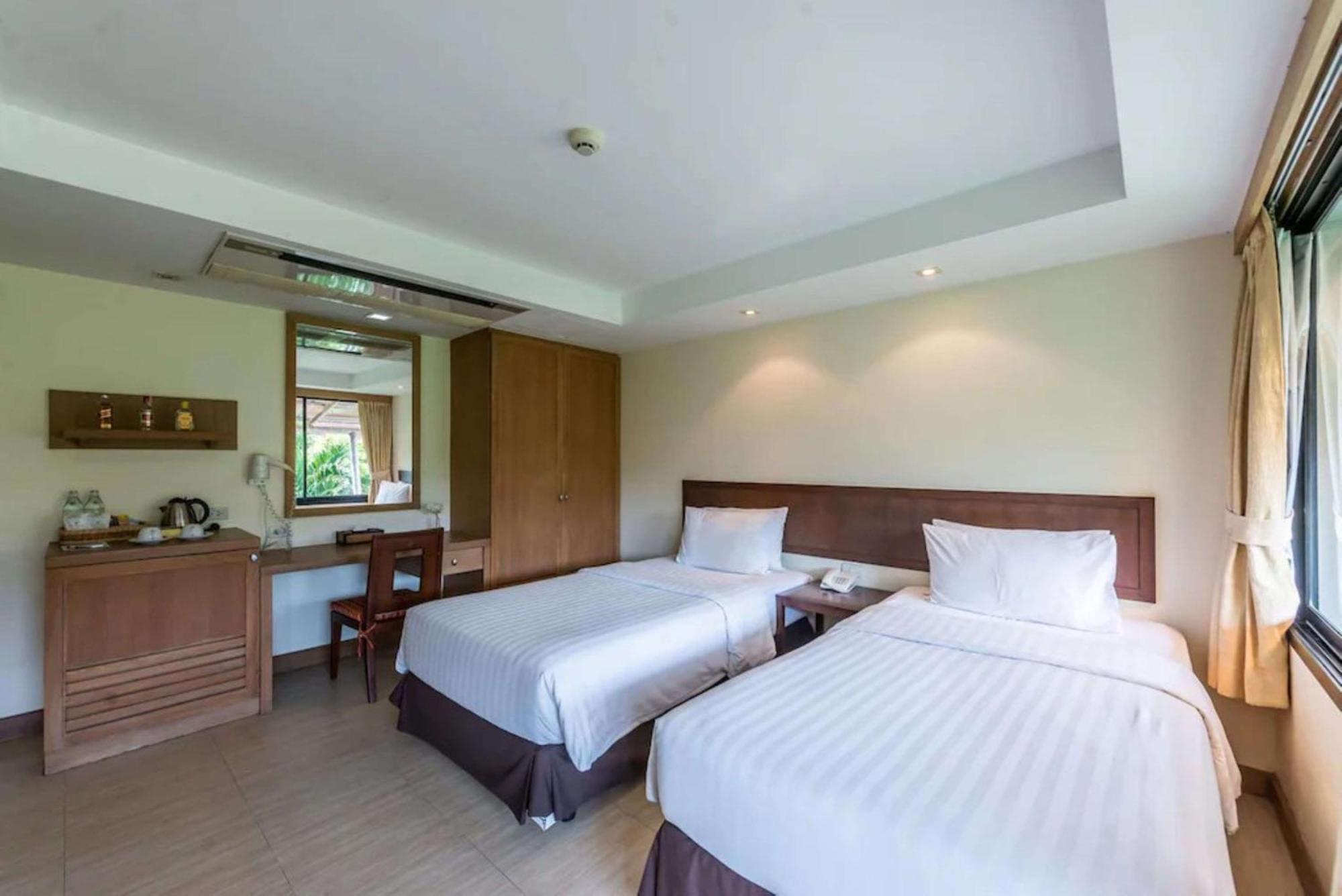 Hotel Tropicana - SHA Extra Plus Pattaya Exterior foto