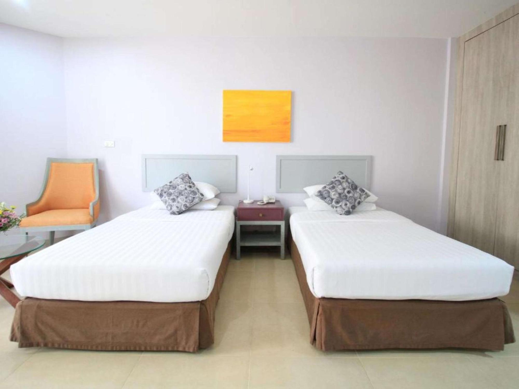 Hotel Tropicana - SHA Extra Plus Pattaya Exterior foto