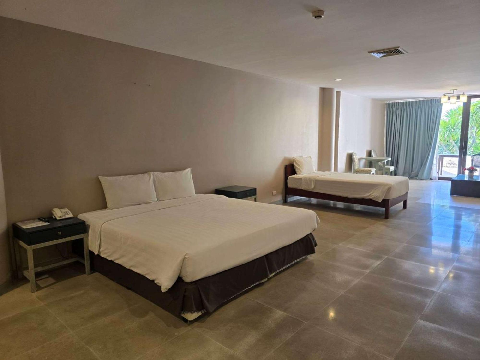 Hotel Tropicana - SHA Extra Plus Pattaya Exterior foto